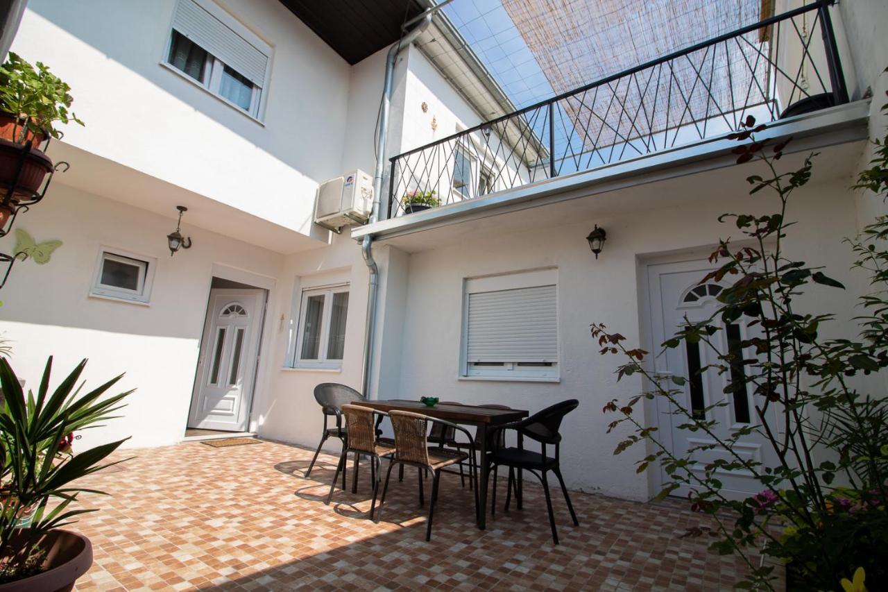 Butterfly Apartment โมสตาร์ ภายนอก รูปภาพ